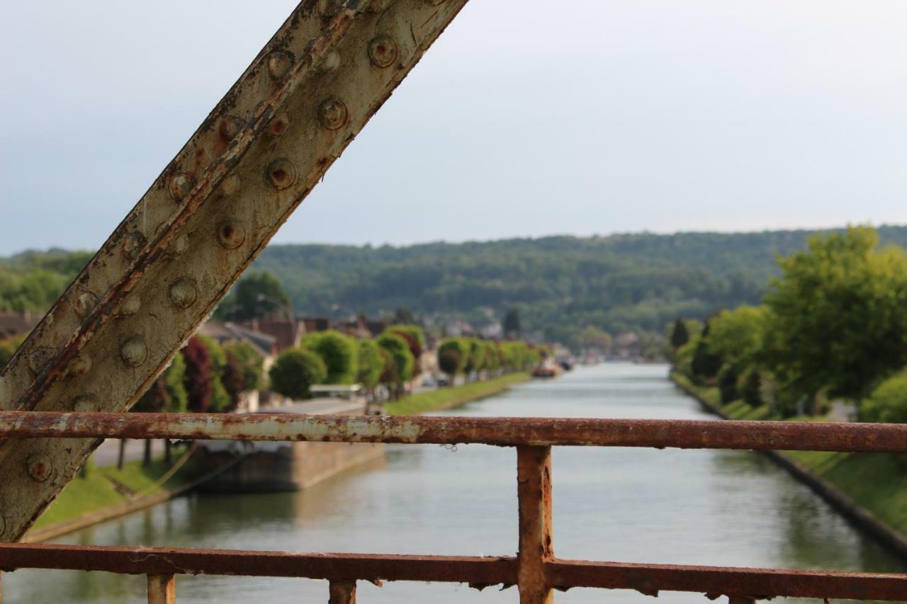 Bed and Breakfast Bateau Entre Lille Et Paris Thourotte Exteriér fotografie